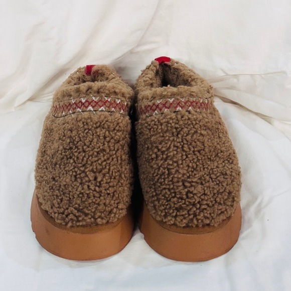 UGG Shoes - UGG Tazz Slipper Chestnut Platform Sheepskin Women Clog Sz 8/39